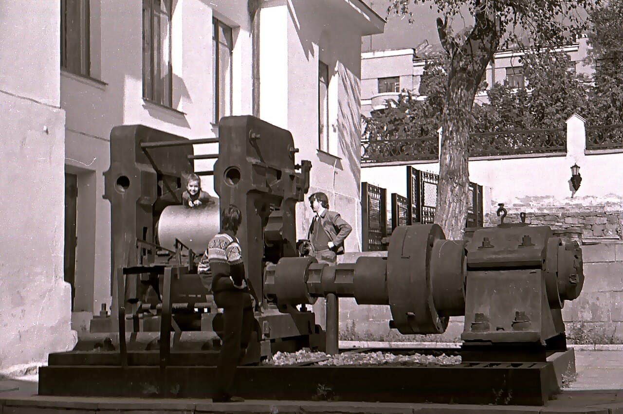 Rolling mill line